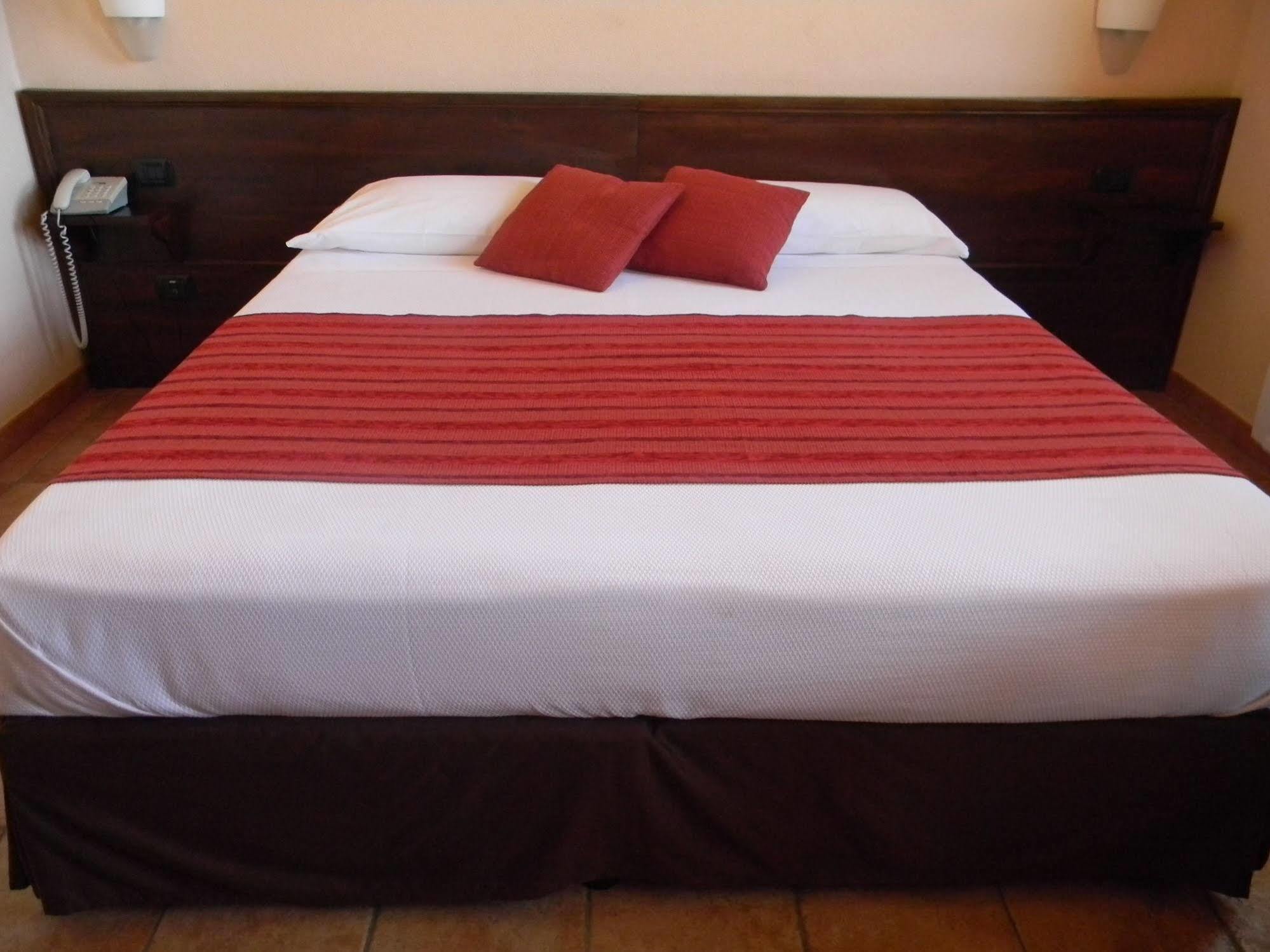 Hotel Sport Village Iglesias Eksteriør billede